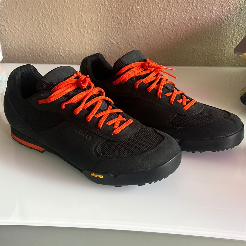 Giro cycling shoes